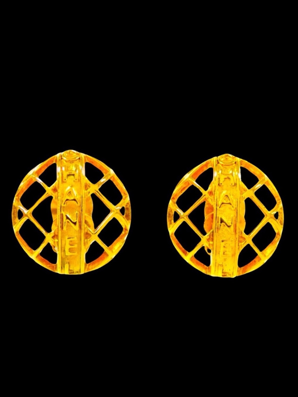 Rare Vintage CHANEL 1980’s Caged Clip on earrings